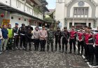 Natal 2025 Aman dan Kondusif, Samapta Polres Tasikmalaya Kota Bersama Brimob Gelar Patroli Ketat di Sejumlah Gereja.