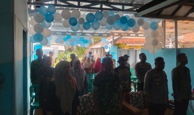 *POLSEK SUKARATU POLRES TASIK KOTA POLDA JABAR, MELAKSANAKAN GIAT  LOUNCING MBG SEBAGAI WUJUD MELAYANI WARGA MASYARAKAT DAN PROGRAM DARI BAPAK PRESIDEN*